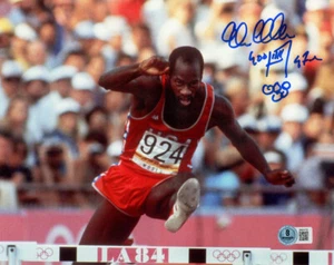 EDWIN MOSES SIGNED AUTOGRAPHED 8x10 PHOTO OLYMPIC GOLD HURDLES RARE BECKETT BAS - Picture 1 of 2