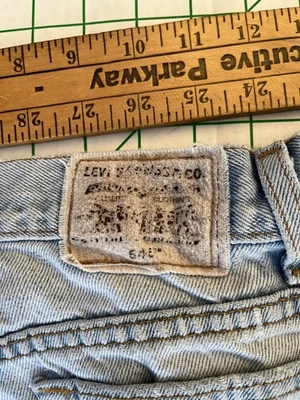 Vintage Levis 545 Jeans Mens Fit Blue Light Wash  32/38 - Image 1 of 4