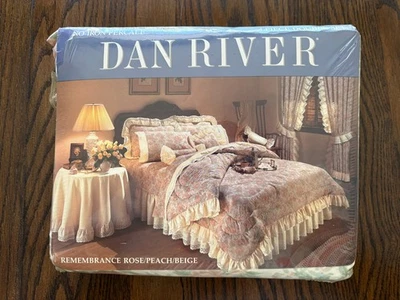 Vtg Dan River Remembrance Rose Peach Beige Double Full Sheet Set Floral Eyelet - Image 1 of 4