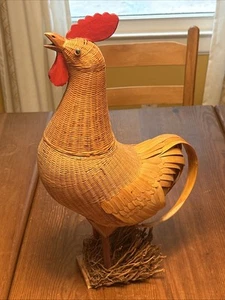 Kiangsi Handicrafts Rooster Chicken Basket With Lid Vintage 17” Tall - Picture 1 of 7