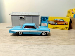 Corgi 235 Oldsmobile Super 88 *wit original box* - Picture 1 of 17