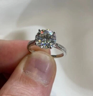 14K White Gold 2.00 Ctw Round Cut Lab Grown Moissanite Solitaire Engagement Ring - Image 1 of 4