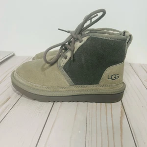 UGG Gray Ankle Boots Kids Sz 13 Little Boy/Girl - Picture 1 of 9