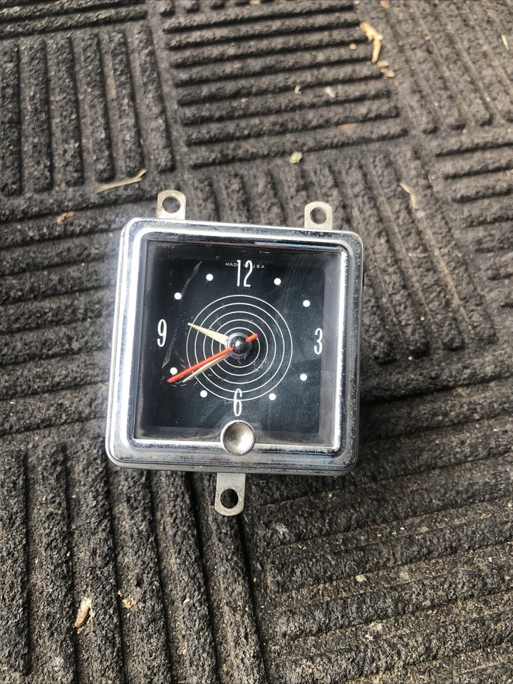 Oldsmobile Starfire 1962 reloj de tablero Foto 1 de 4