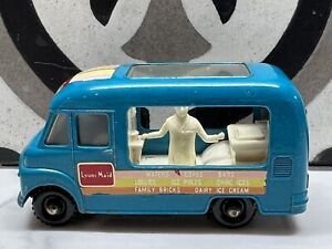 Matchbox Lesney #47 Commer Ice Cream Canteen Lyons Maid -Blue-