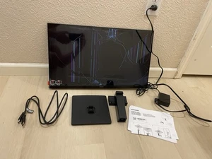 Samsung 24" S3 IPS LED Monitor HDMI D-sub Black LS24D304GANXZA Cracked Screen - Picture 1 of 4