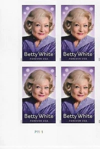 Bloque de 4 placas de estampillas Betty White Forever de Estados Unidos Scott #5976 - Imagen 1 de 1