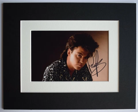 Paul Young Signed Autograph 10x8 photo display 80's music memorabilia AFTAL COA Cover