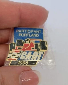 1998 CART Teilnehmer Mütze/Anstecknadel Portland Int'l Raceway, Portland, OR - NEU - Bild 1 von 2
