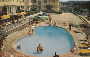 Postkarte OH: Pool & Parkplatz, North Plaza Hotel, Cincinnati, Ohio, 1950er Jahre - Bild 1 von 2
