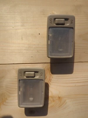 Juego de 2 luces de parasol funcionales Toyota Prius 2007 Foto 1 de 2