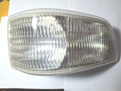 1992 年至 1995 年 BUICK Roadmaster 轿车左标记信号灯 GM NOS 部件 #16513667 — 第 1/4 张图片