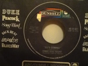 THREE  DOG  NIGHT      7"  SINGLE   ,  ELI,S  COMING / CIRCLE  FOR LANDING - Picture 1 of 2