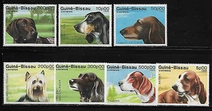 Guinea Bissau 742-48 perros como nuevos NH - Imagen 1 de 1