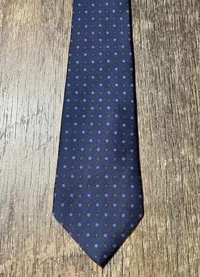 Corbata de seda Turnbull & Asser patrón floral geométrico azul hecha a mano en muy buena condición Foto 1 de 4