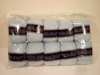 Пряжа Knit One Crochet Too Petite Boucle 10 небесно-голубая детская из шерсти мохера мериноса нейлона - Изображение 1 из 4