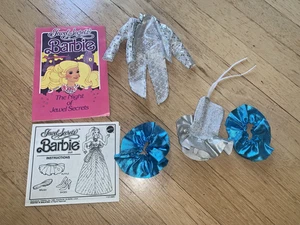 Folleto Barbie vintage de ropa para muñeca superestrella años 80 joya secretos - Imagen 1 de 4