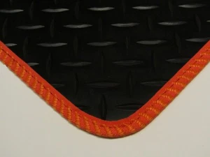 MERCEDES CLASE A AMG W176 12-19 ALFOMBRILLAS GOMA A MEDIDA CON MOLDURA NARANJA + 2 CLIPS - Imagen 1 de 4