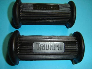 PAIR OF TRIUMPH RIDERS FOOTREST RUBBERS 82-9279 - Picture 1 of 1