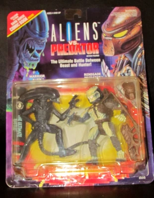Predator Aliens vs. Predator TWO-PACK  Kenner w/ Dark Horse Comic - Image 1 of 4