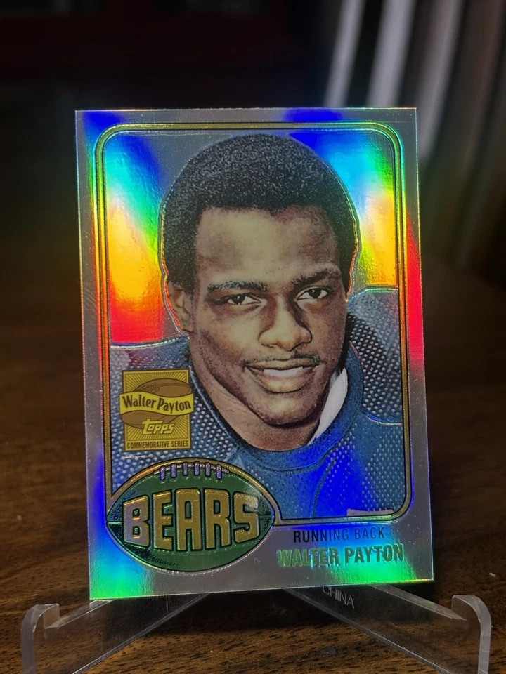 2001 Topps Chrome Walter Payton Rookie Refractor 1976 Commemorative Series - Image 1 of 1