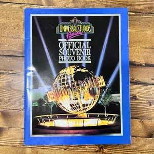 1997 Universal Studios Florida - Official Souvenir Photo Book - Picture 1 of 3