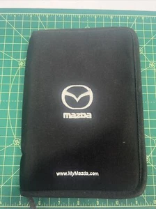 Mazda Owners Manual Case Only Black Canvas Zippered Used. - Foto 1 di 4