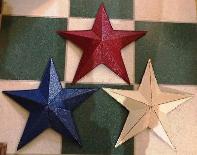 Colgantes de pared vintage de estrellas de metal rojo blanco azul 16 3/8 pulgadas punto a punto Foto 1 de 4
