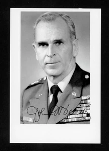 John Vessey DEC. U.S. Army General WWII Korea Viet Signed 4X6 B/W Photo E28557 - Picture 1 of 1