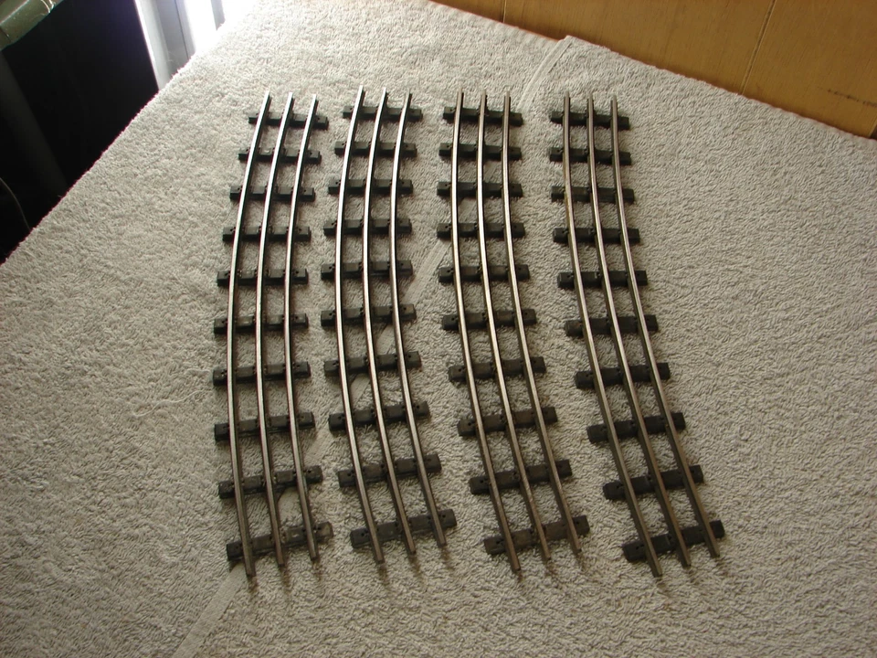 4 LIONEL 771 T-RAIL CURVE TRACK ONLY PREWAR NO CONNECTORS - Image 1 of 4