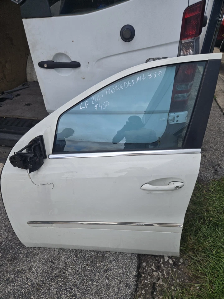 Mercedes-Benz ML350 2010 puertas delanteras y traseras izquierda OEM - blanco - juego completo Foto 1 de 2