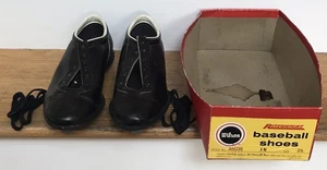 Vintage NOS Wilson Baseball Cleats Spikes Black Leather Box No Lid Size 8 1/2 - Picture 1 of 9