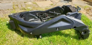 MARCO PRINCIPAL APRILIA RSV R MILLE FÁBRICA GEN 2 04-08 RR SIN DAÑAR GATO N - Imagen 1 de 8