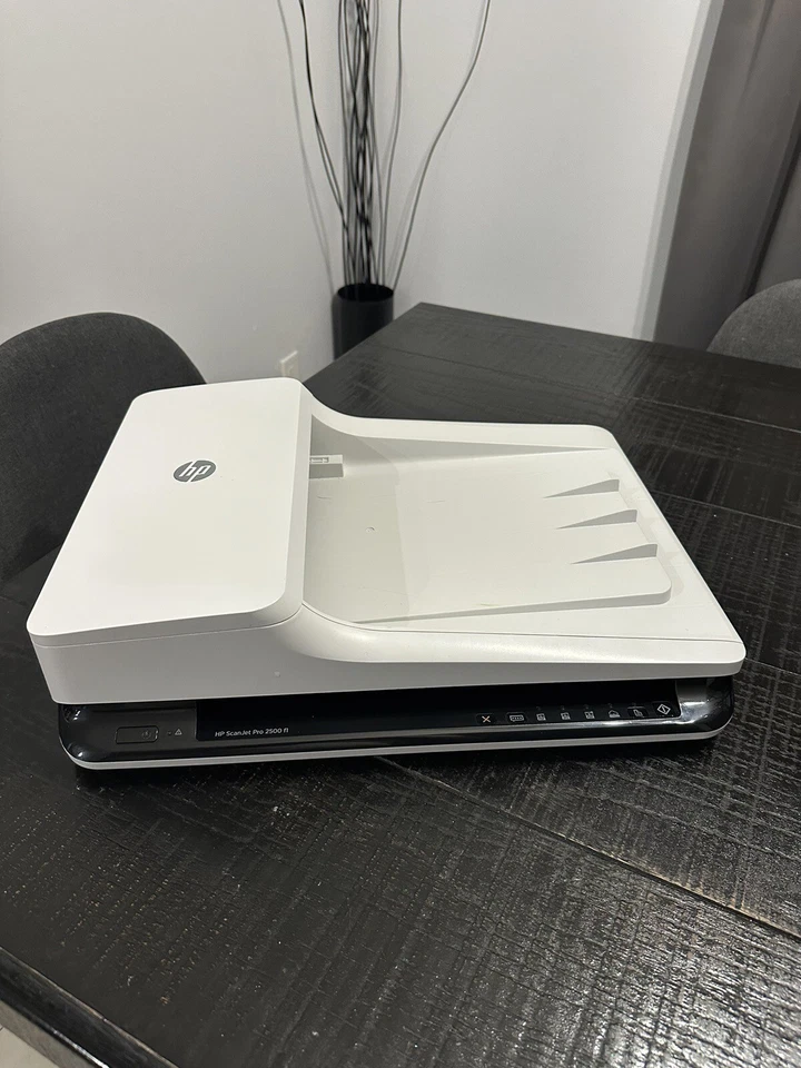 HP ScanJet Pro 2500 F1 Flatbed Scanner - White (FOR PARTS)  Missing Tray And Pwr - Image 1 of 4