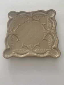 CERAMIC CANDLE PLATE, 6.5 X 6.5, CA PANTRY, TAUPE & BROWN. - Picture 1 of 6