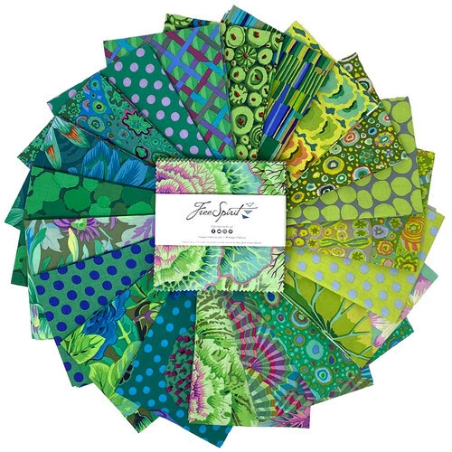 KAFFE FASSETT ~ MEADOW 5" Paquete de Dijes Cuadrados en Verdes ~ 42 Piezas ~ Free Spirit Foto 1 de 1