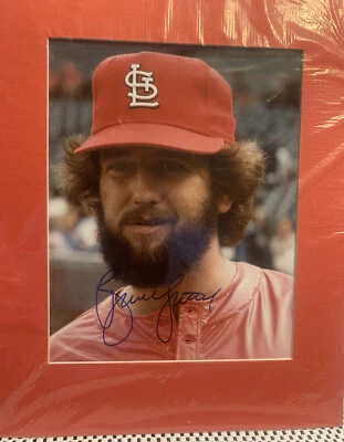 Bruce Sutter Signed 11x14 Matted Photo Ready To Frame Cardinals HOF - Image 1 of 2