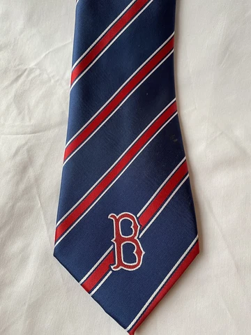 NEW! Boston Red Sox NWT MEN'S NECK TIE baseball mlb Cover