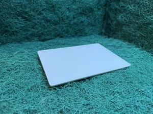 GENUINE APPLE A1535 EMC 2733 Trackpad 2 White - Picture 1 of 6