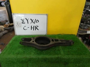 Toyota C-HR 2018 Querlenker hinten links unten 4873047010 [gebraucht] [PA89094012] - Bild 1 von 4