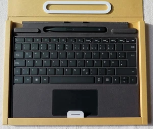 Bundle Microsoft Surface Pro Signature Keyboard, Slim Pen 2 (8X8-00005) DE - Bild 1 von 3