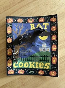 Vtg 1995 Purple Puma Cookie Co Patricia Lynne Bradley Bat Cookie Cutter - Picture 1 of 7