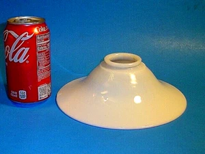 VINTAGE FLYING SAUCER LAMP LIGHT SHADE 8'' DIAMETER~2-1/4'' FITTER~2-1/2'' TALL - Picture 1 of 3