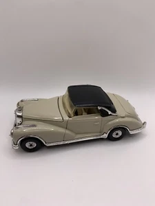 Modelo de coche vintage Corgi Mercedes Benz 300S modelo DIECAST COCHE DE JUGUETE vehículo - Imagen 1 de 8