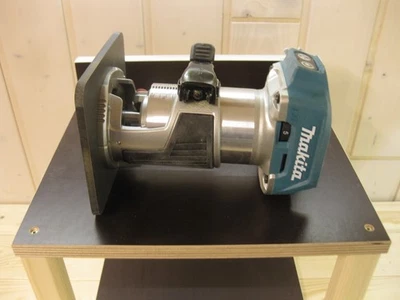 Frästisch 30 x 30 cm für Makita DRT50 18V und Makita RT0700C 230 V Einhandfräse  - Bild 1 von 4