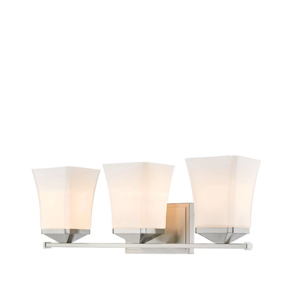 Z-Lite - Darcy - 3 световых туалетных столика в традиционном стиле - 7,75 дюйма в высоту и - Изображение 1 из 1