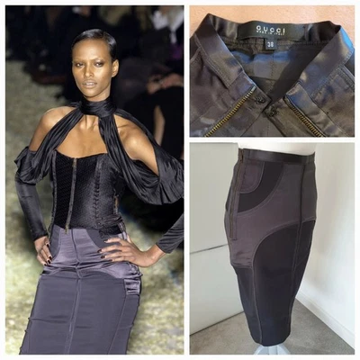 Falda de pasarela GUCCI Tom Ford F/W 2003 negra con paneles - talla IT38 UK6 Foto 1 de 4