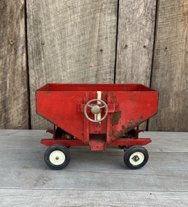 Vintage International Harvester Ertl Gravity Grain Wagon IH rot Maßstab 1:16 - Bild 1 von 7