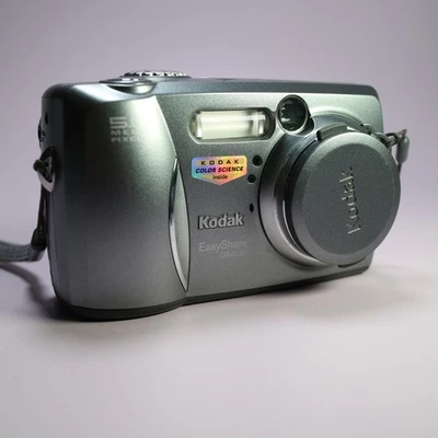 Kodak Digital Camera EasyShare DX4530 5.0MP Silver Tested - Image 1 of 4