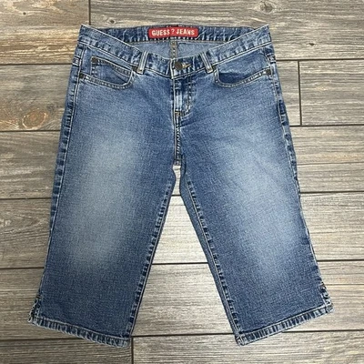 Jean Capris Guess Y2K años 90 de colección para mujer talla 26 tiro bajo lavado medio usado en excelente estado Foto 1 de 4